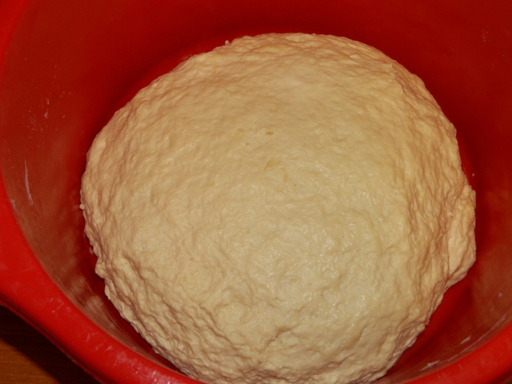 Cornuri cu branza si cascaval