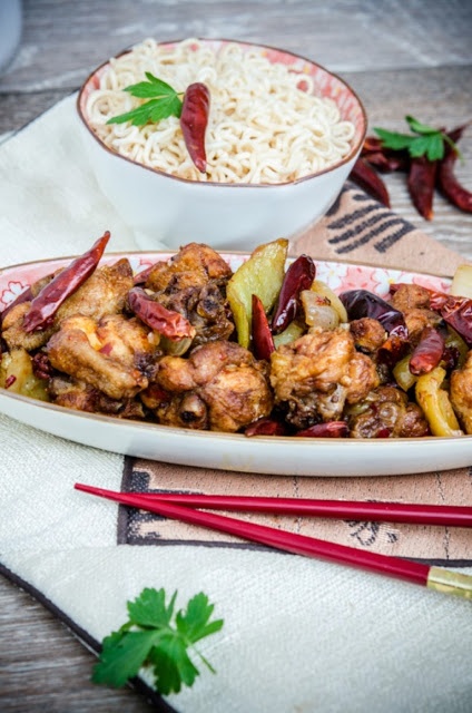 Pui de baltă în sos iute