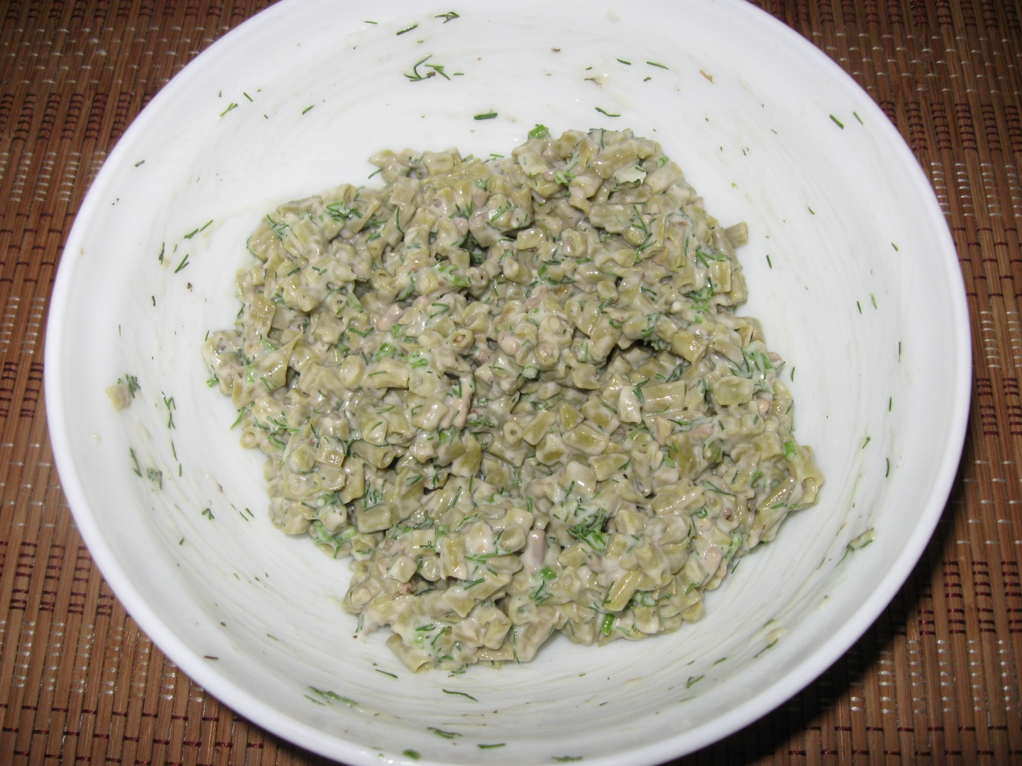 Salata de fasole verde cu usturoi, hrean si maioneza de post - Philips multicooker