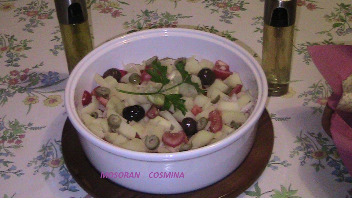 Salata orientala de cartofi