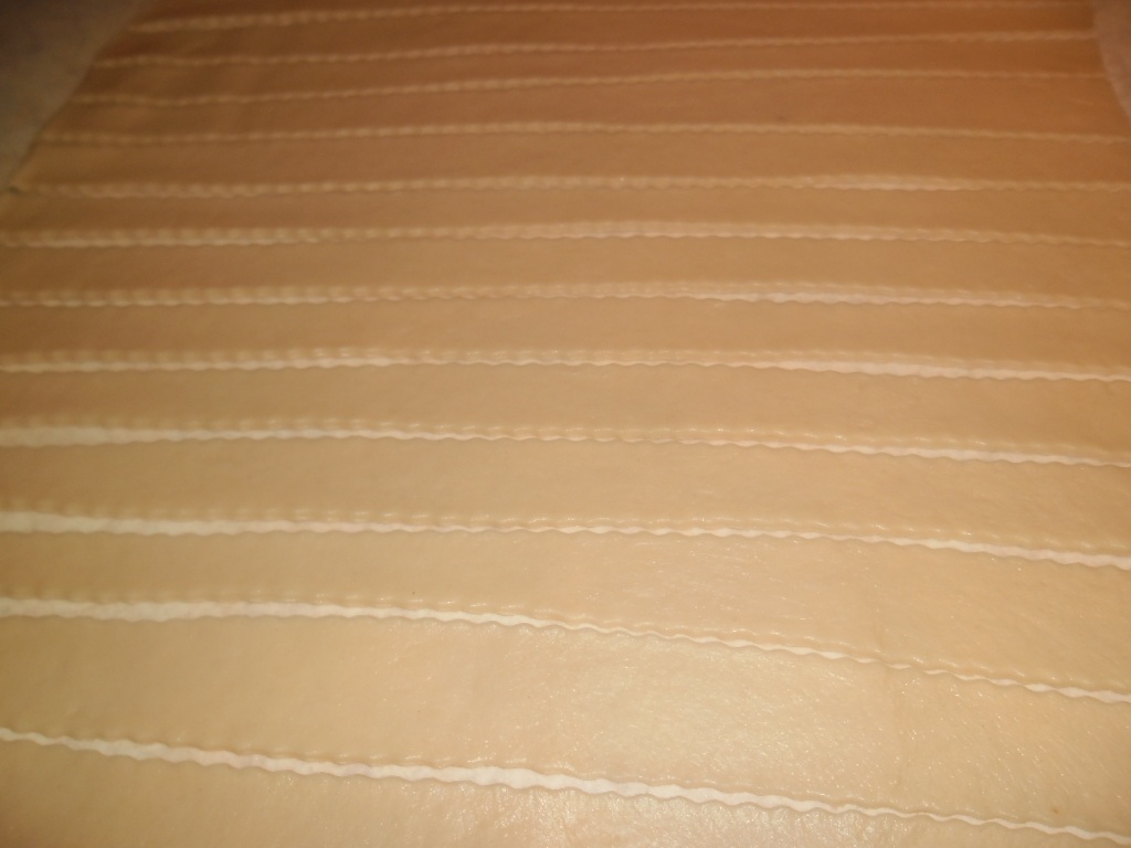 Rulouri cu crema de vanilie