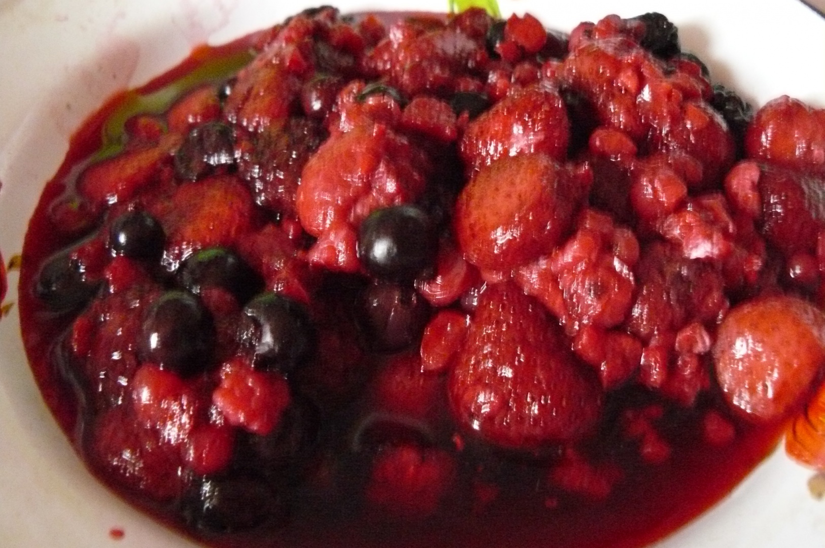 Tiramisu cu fructe de padure