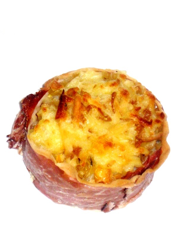 Mini-budinci imbracate in prosciutto