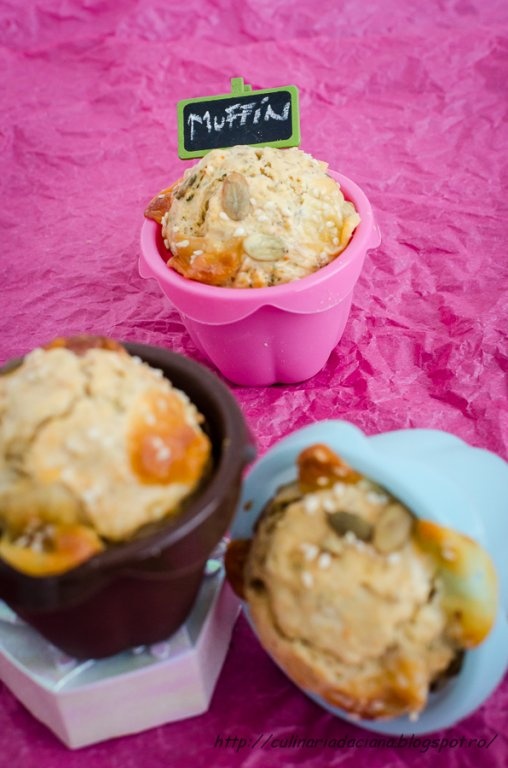 Mozzarella & herbs muffins