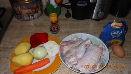 Supa de curcan cu taitei de casa