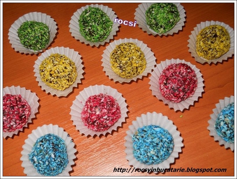 Bomboane multicolore mentolate