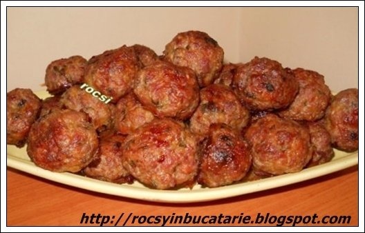 Chiftelute la cuptor