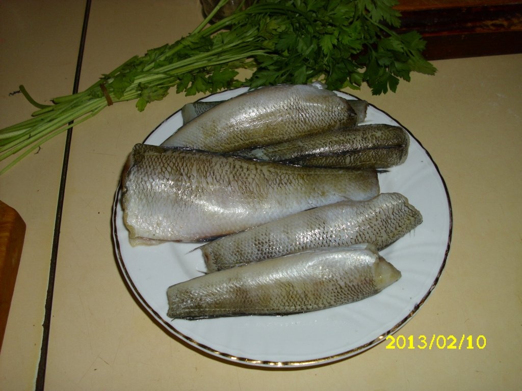 Merlucius cu fasole verde frantuzeasca