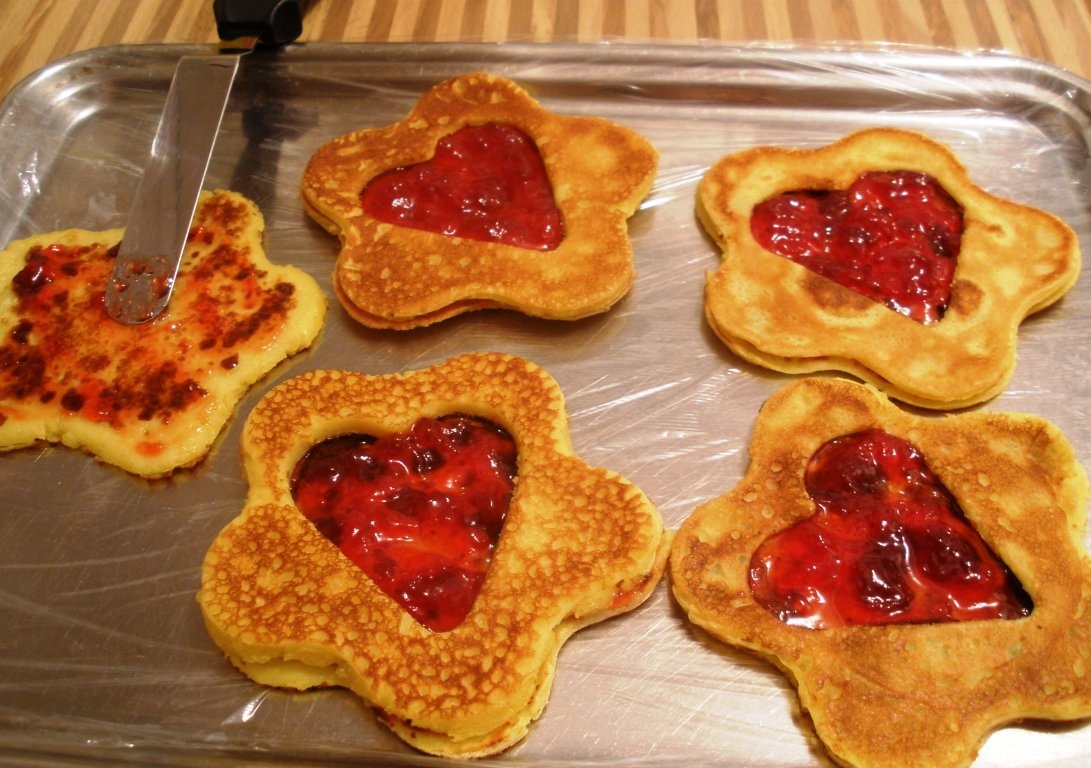 Clatite si Pancakes de Ziua Indragostitilor