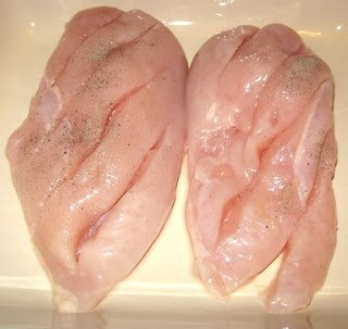 Piept de pui in crusta de cascaval si mascarpone