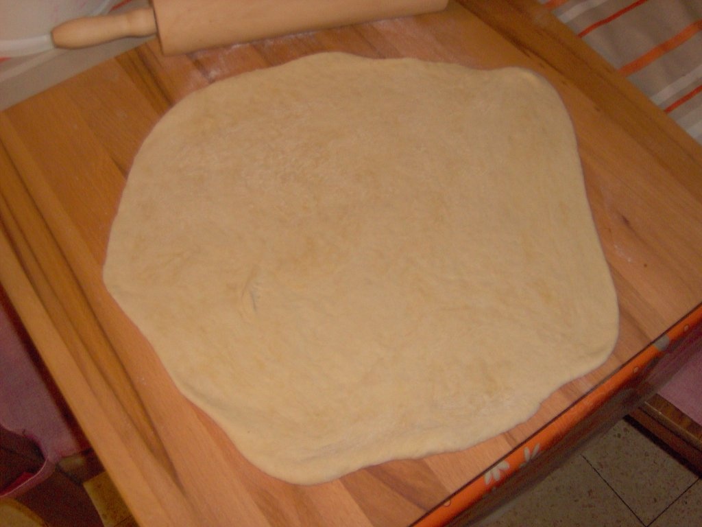 Caltone cu branza si spanac