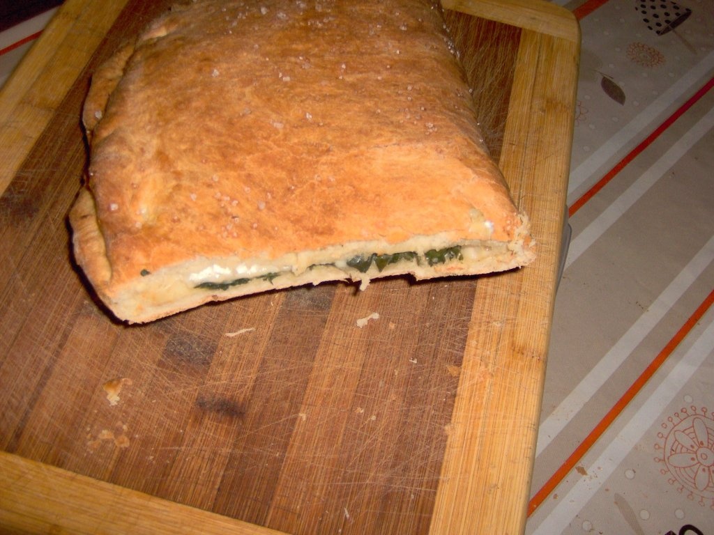 Caltone cu branza si spanac