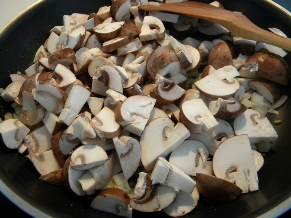 Boccelute de clatite cu ciuperci