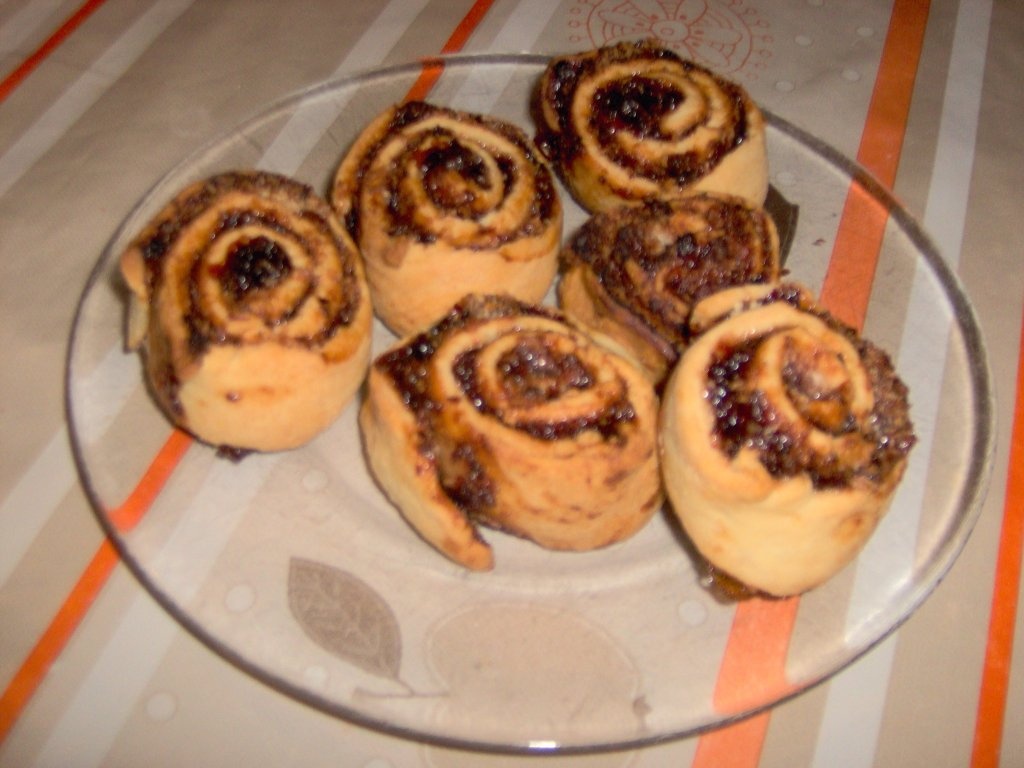 Prajiturele cu umplutura de nuca