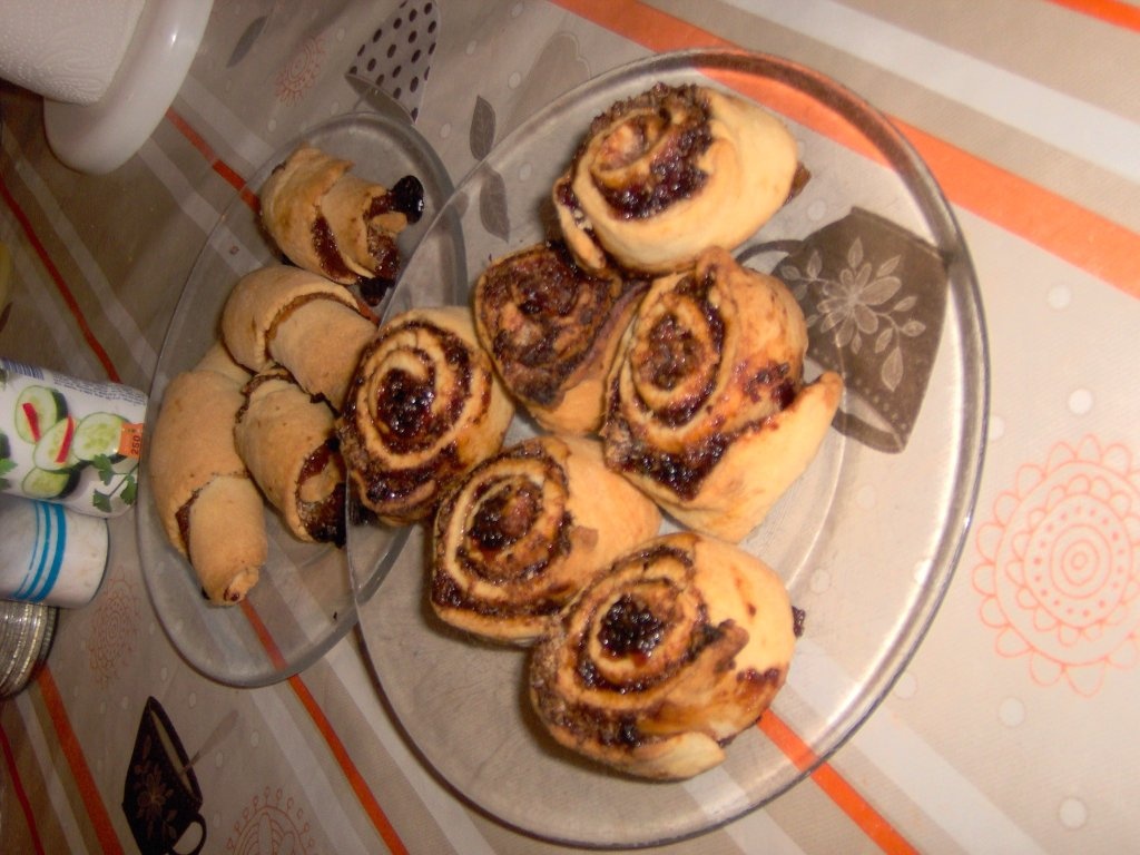 Prajiturele cu umplutura de nuca