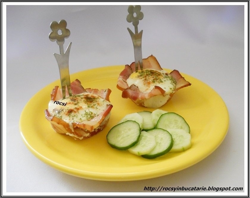 Oua in cuib de bacon la cuptor