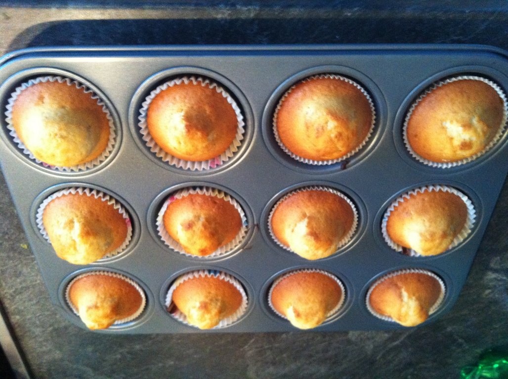 Briose cu crema mascarpone