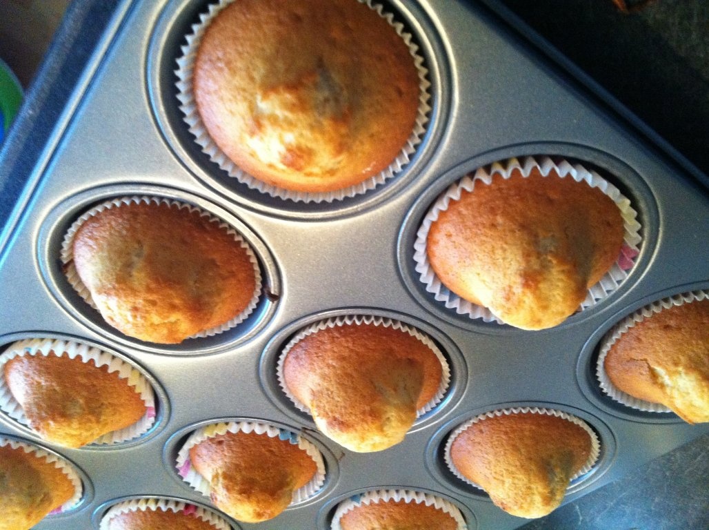 Briose cu crema mascarpone