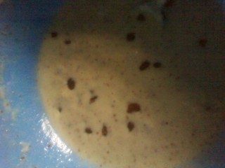 Briose cu ciocolata si stafide