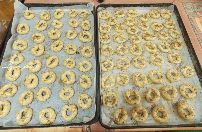 Covrigiei din faina integrala si chimen