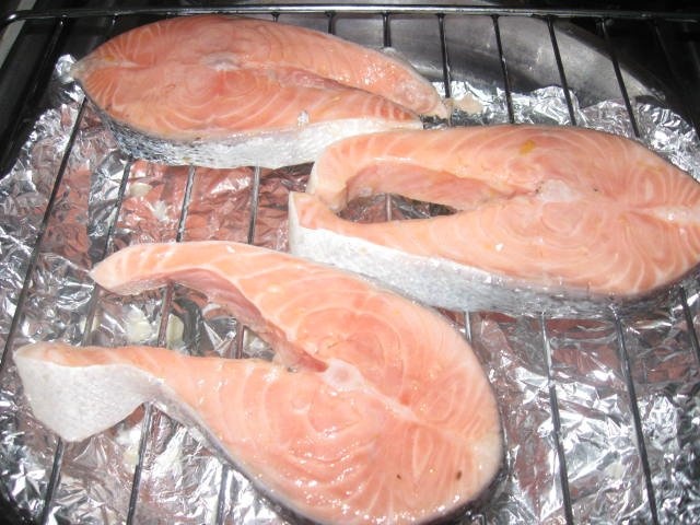 Somon  la grill (gratar) cu  portocale