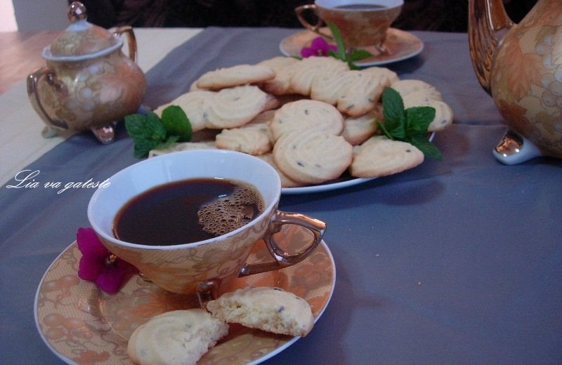 Fursecuri fragede cu levantica