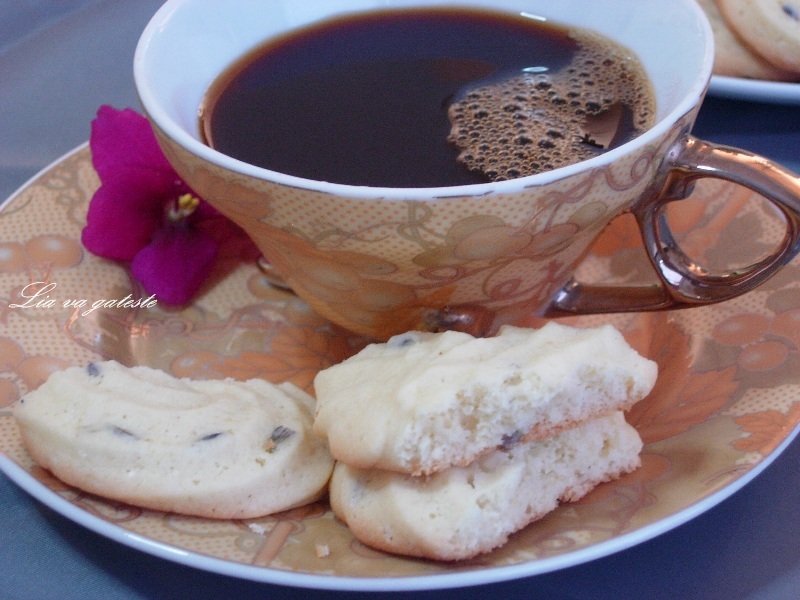 Fursecuri fragede cu levantica