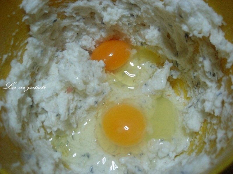 Fursecuri fragede cu levantica