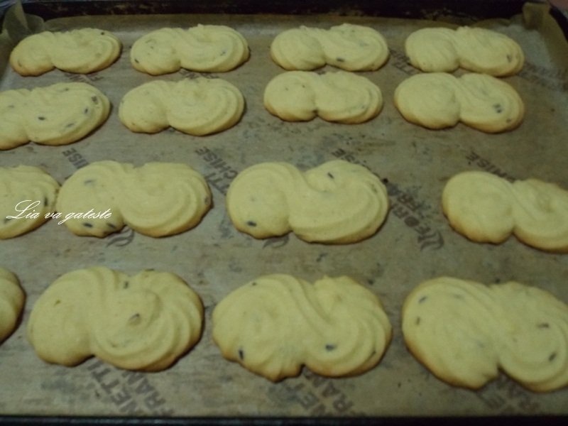 Fursecuri fragede cu levantica