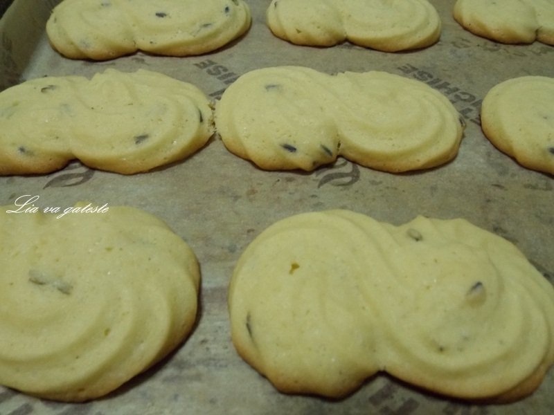 Fursecuri fragede cu levantica