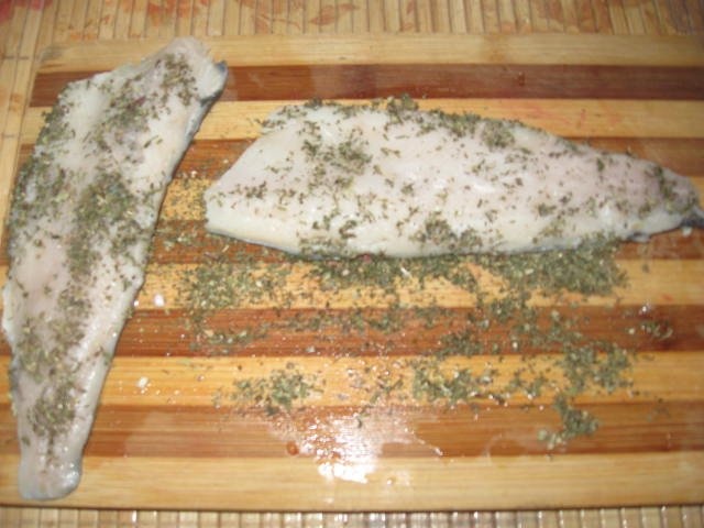 File de Păstrăv la cuptor cu legume şi caşcaval