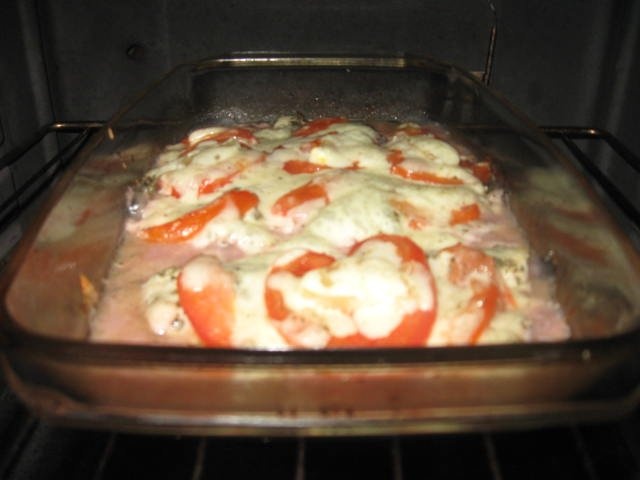 File de Păstrăv la cuptor cu legume şi caşcaval