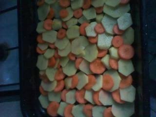 Pui cu piure de legume