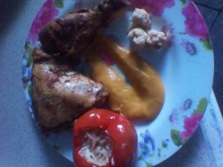 Pui cu piure de legume