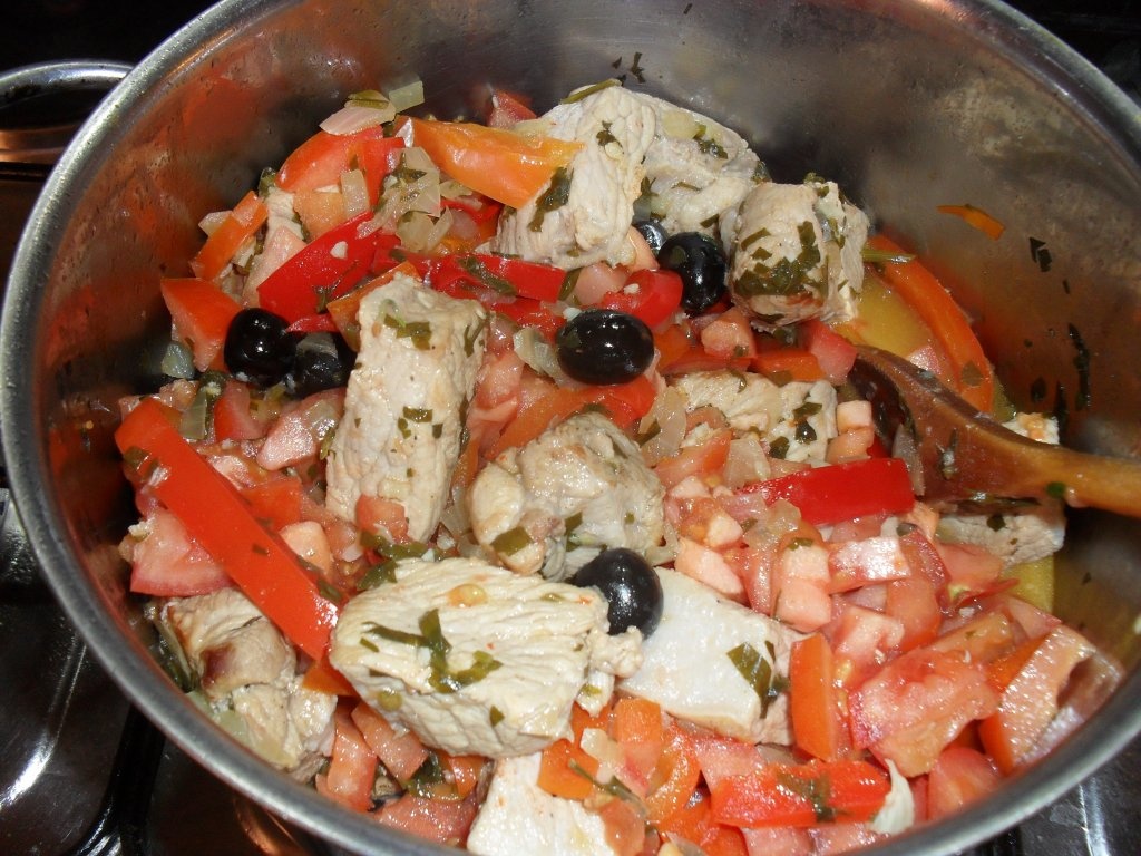 Spezzatino (Tocanita) siciliana pe pat de orez.