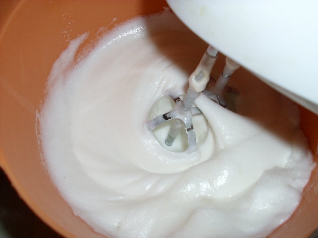 Prajitura cu foi de napolitane