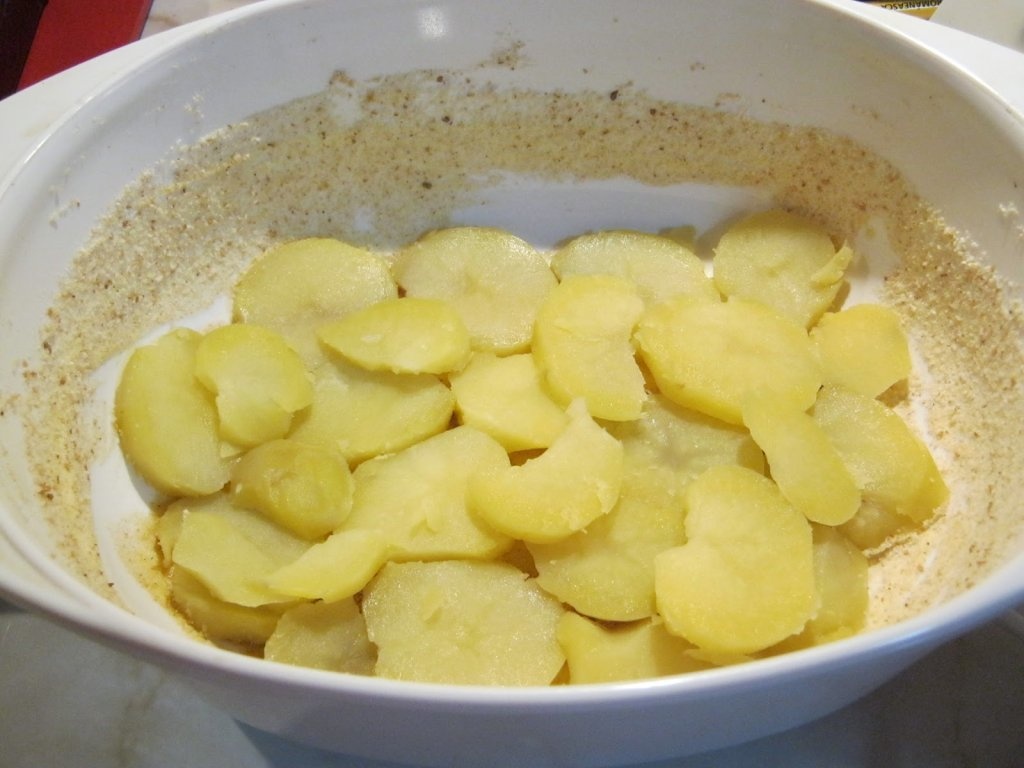 Cotlet de miel cu mustar si cartofi elvetieni