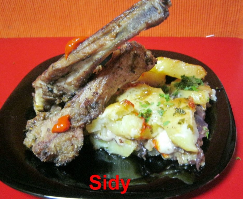 Cotlet de miel cu mustar si cartofi elvetieni