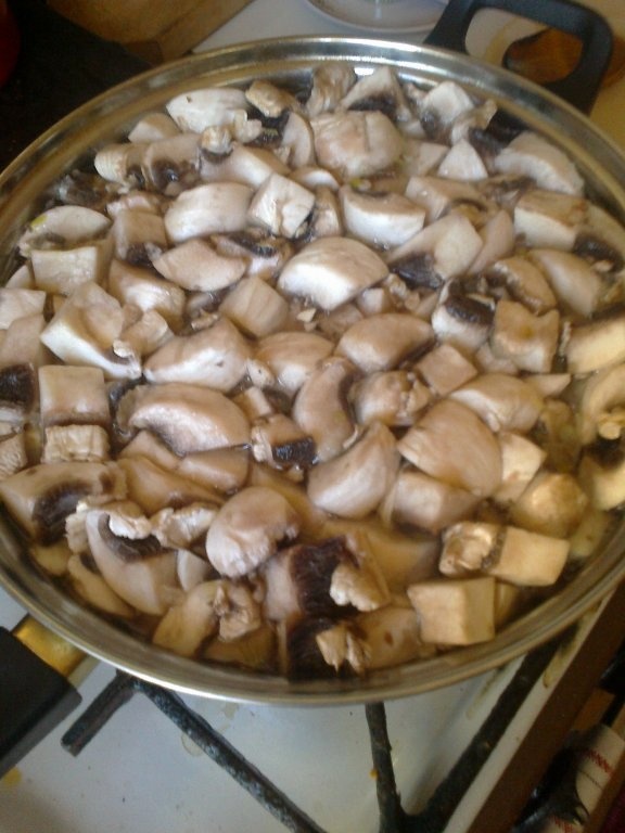 Ciuperci cu sos de smântână