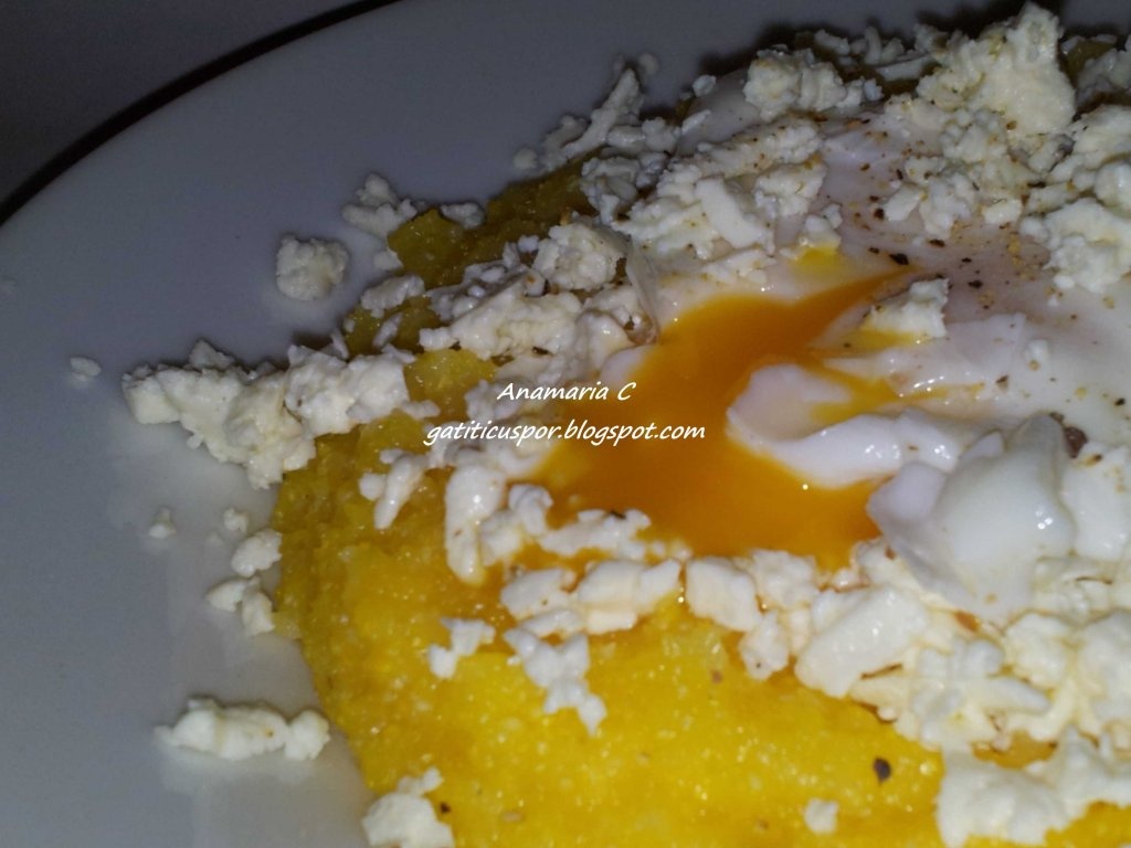 Mamaliga Cu Branza Si Oua Romanesti