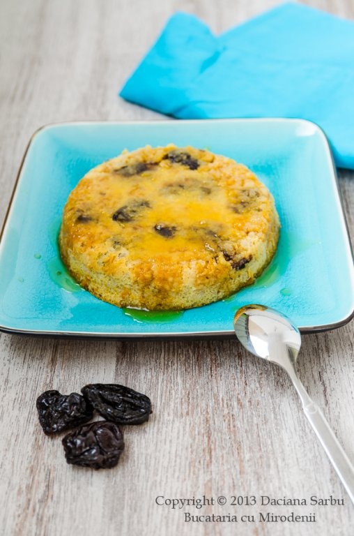 Budinca de orez cu prune uscate