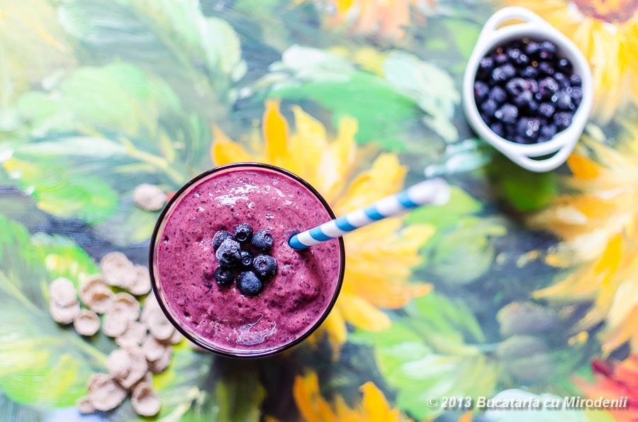 Blueberry smoothie