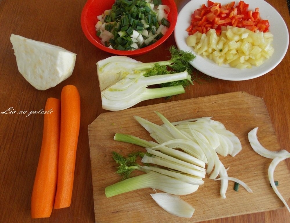 Pilaf de orez cu pui si fenicul