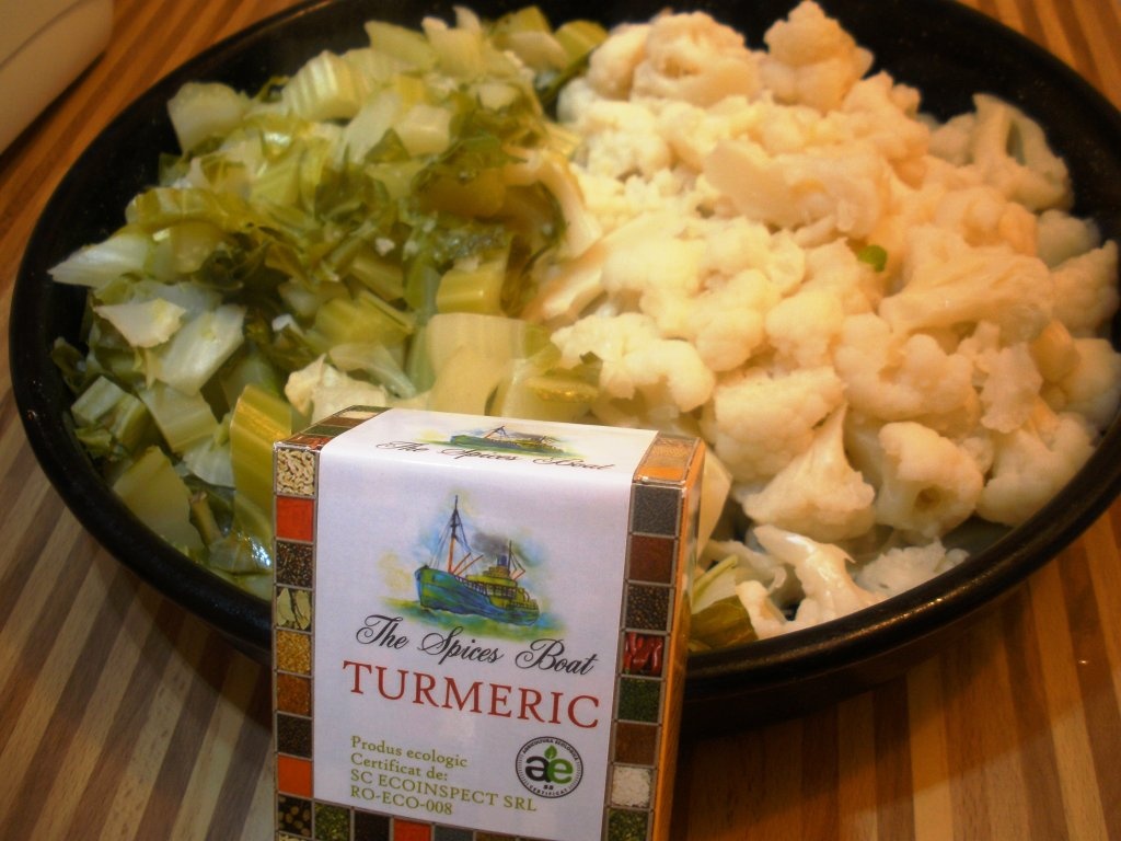 Conopida in doua culori, humus si peste preparat pe foaie de copt