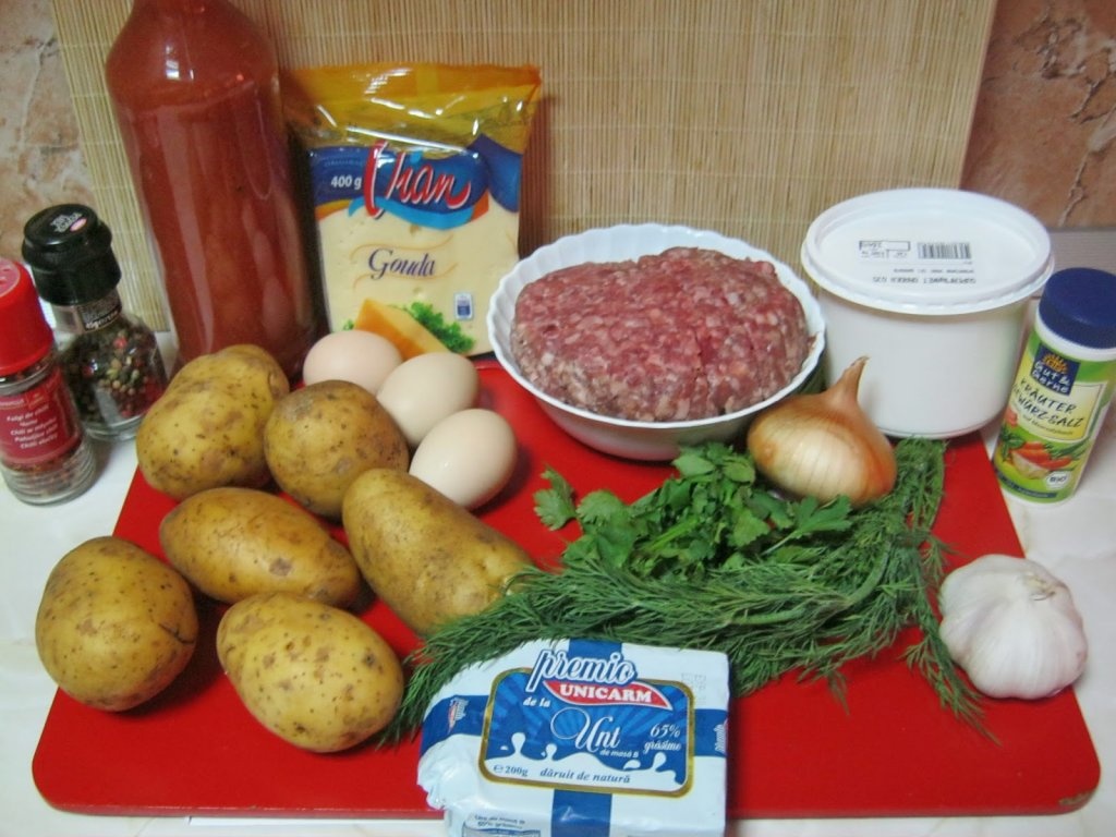 Musaca ardeleneasca de cartofi