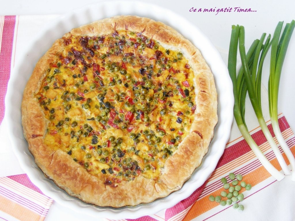 Tarta cu pui si legume
