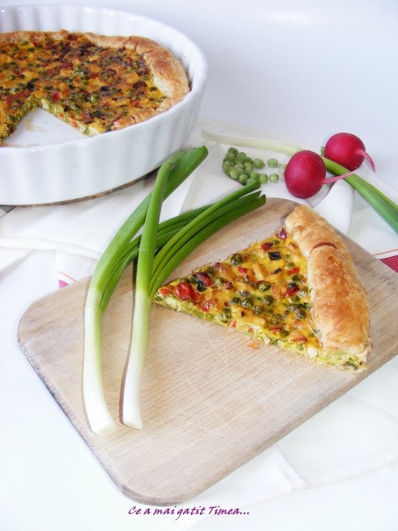 Tarta cu pui si legume