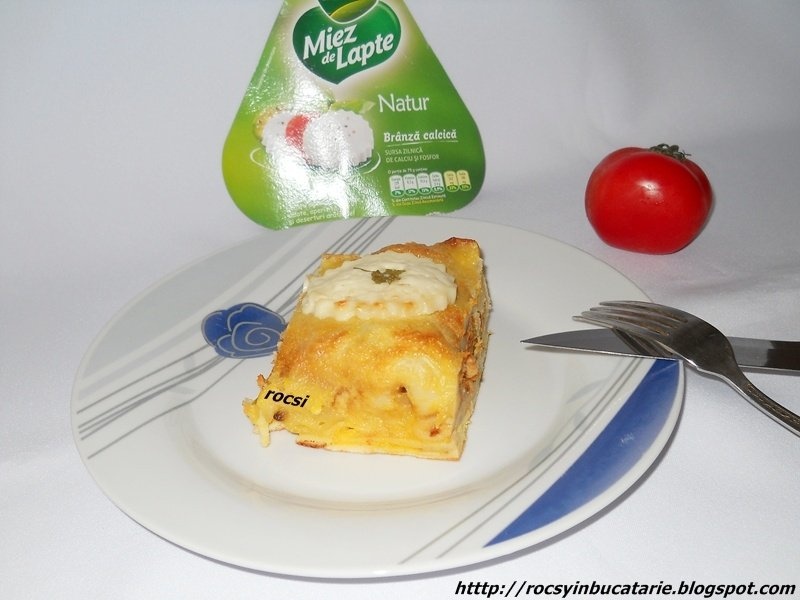 Clatite umplute cu pui si miez de lapte