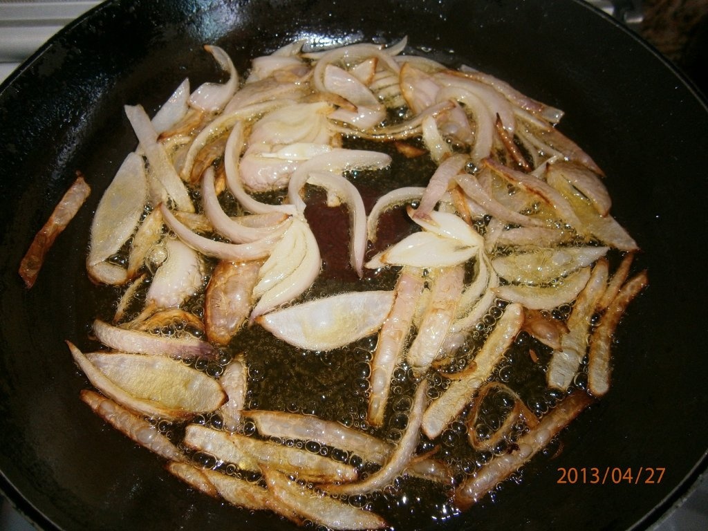 "Kabsa" cu pui si stafide