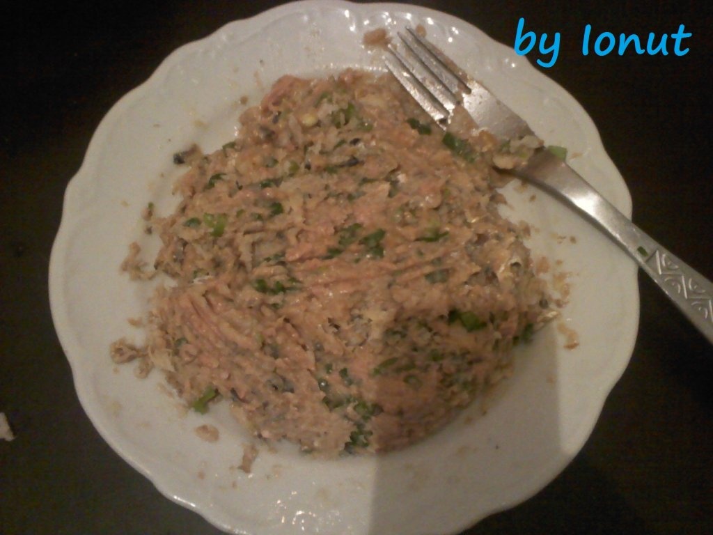 Cartofi umpluti cu hering, la cuptor